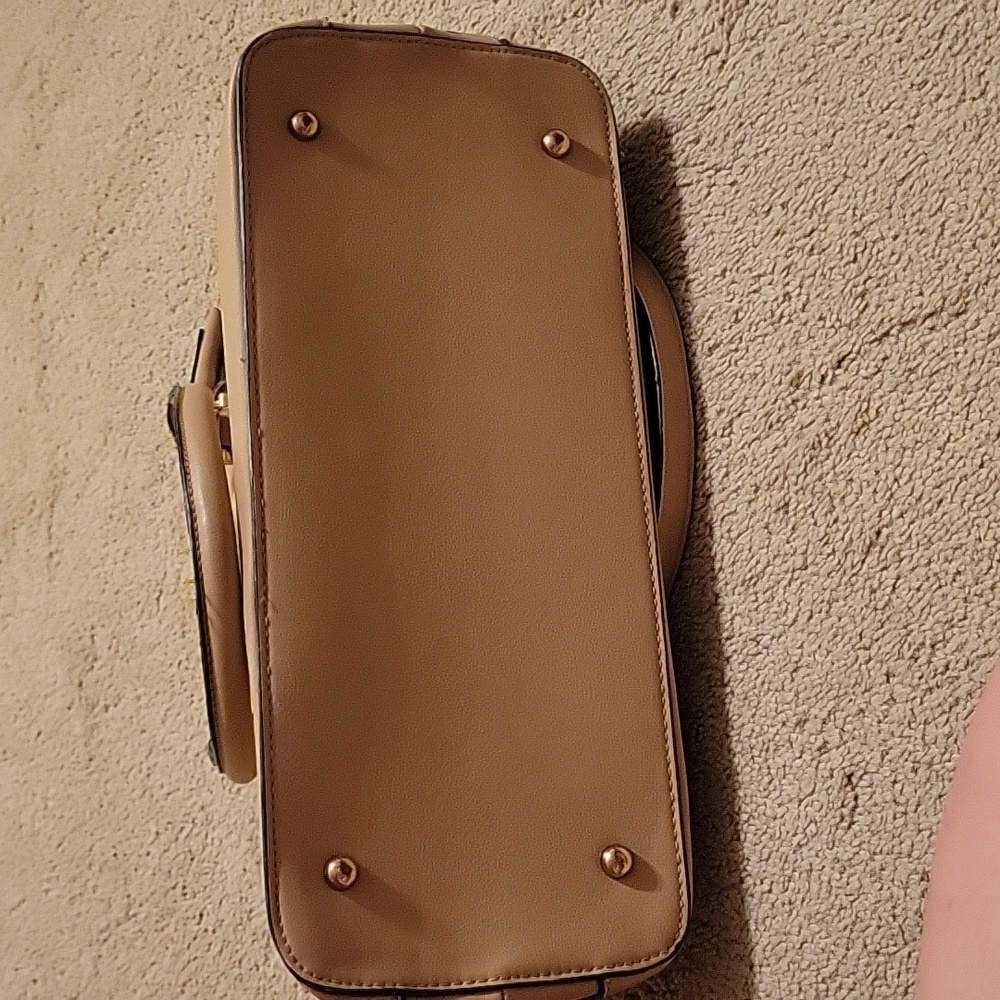Purse - Picture 3 of 3
